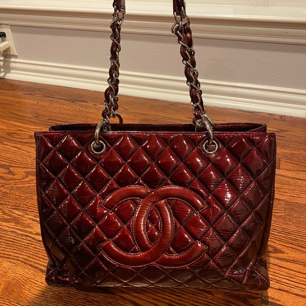 Chanel patent grand shopping tote